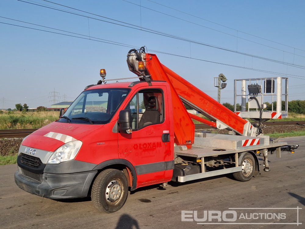 2012 Iveco 35S11 - Autopacēlājs: foto 1 2012 Iveco 35S11 - Autopacēlājs: foto 1