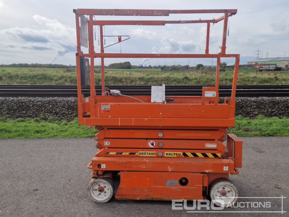 2012 SkyJack SJIII 3219 - Šķērveida pacēlājs: foto 2 2012 SkyJack SJIII 3219 - Šķērveida pacēlājs: foto 2