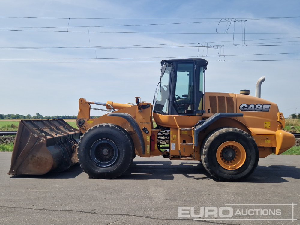 2013 Case 821F - Riteņu iekrāvējs: foto 2 2013 Case 821F - Riteņu iekrāvējs: foto 2