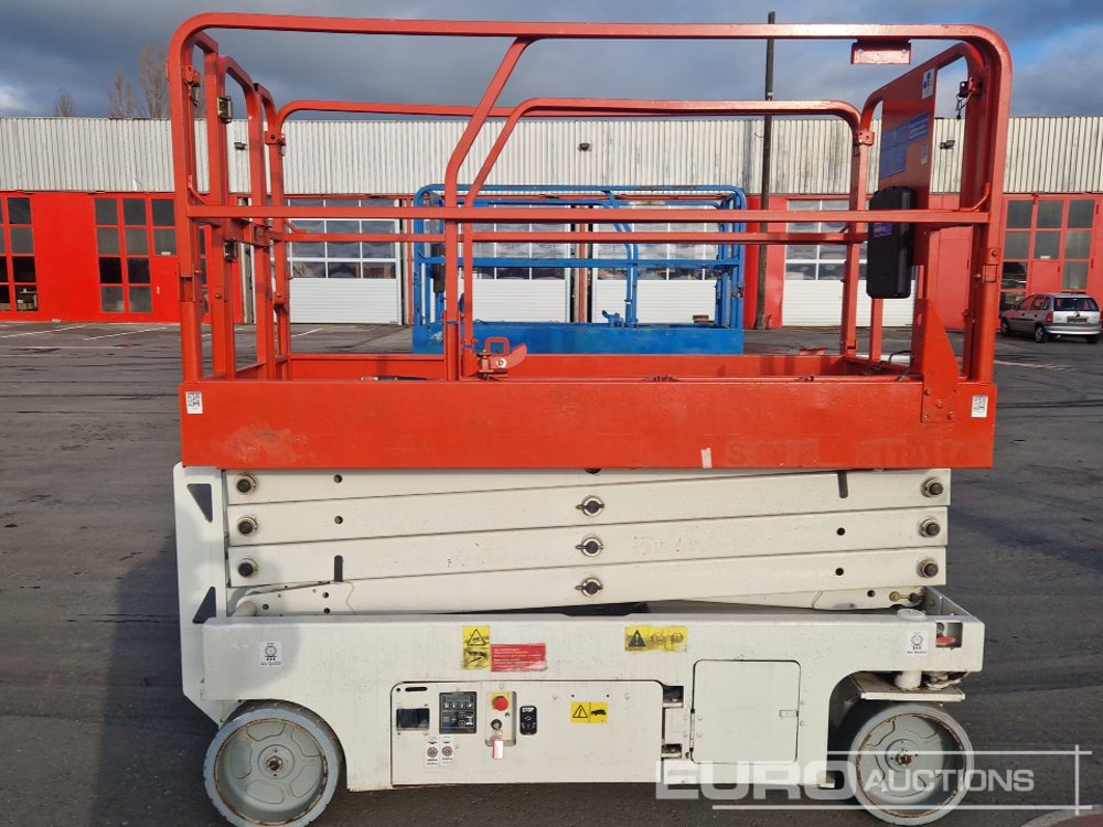 2013 Genie GS-2646 - Pacēlājs: foto 5 2013 Genie GS-2646 - Pacēlājs: foto 5