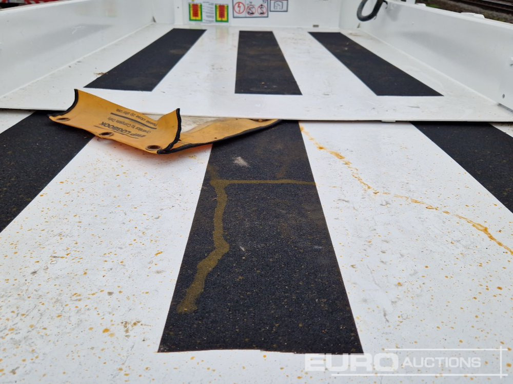 Šķērveida pacēlājs 2013 Haulotte Compact 14: foto 16