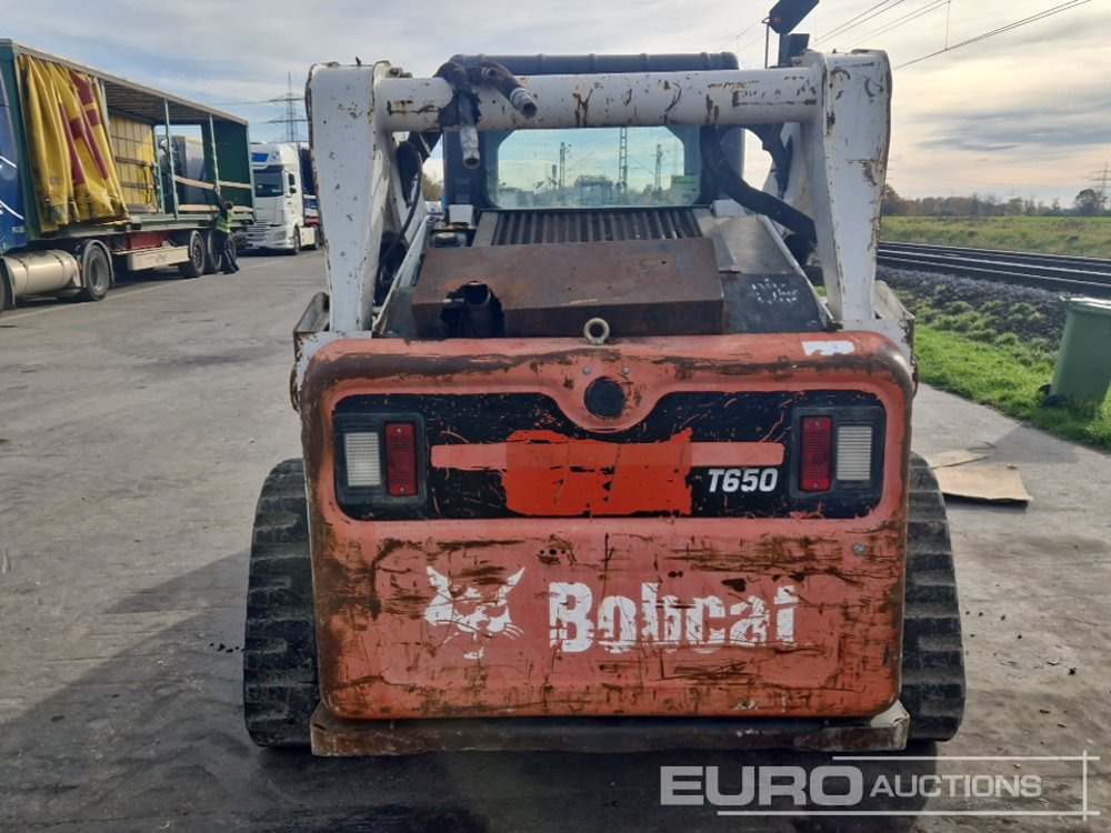 2014 Bobcat T650 - Kompaktiekrāvējs: foto 4 2014 Bobcat T650 - Kompaktiekrāvējs: foto 4
