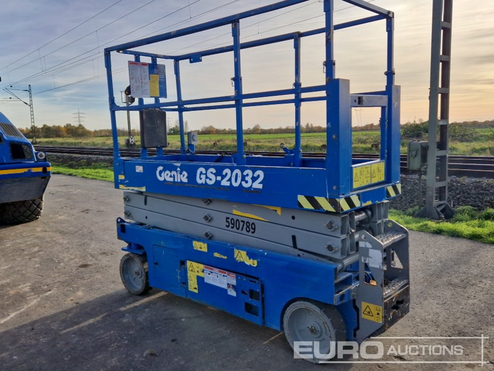 2015 Genie GS-2032 - Pacēlājs: foto 3 2015 Genie GS-2032 - Pacēlājs: foto 3
