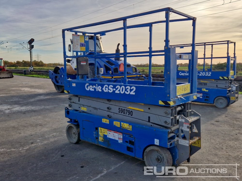 2015 Genie GS-2032 - Pacēlājs: foto 3 2015 Genie GS-2032 - Pacēlājs: foto 3