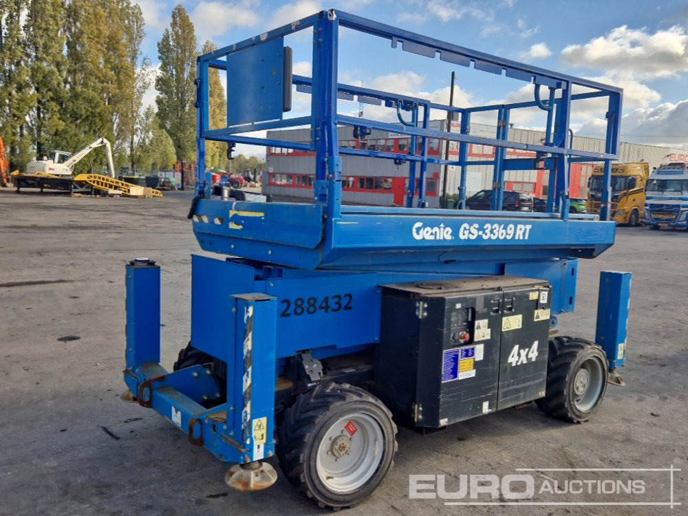 2015 Genie GS3369RT - Pacēlājs: foto 4 2015 Genie GS3369RT - Pacēlājs: foto 4