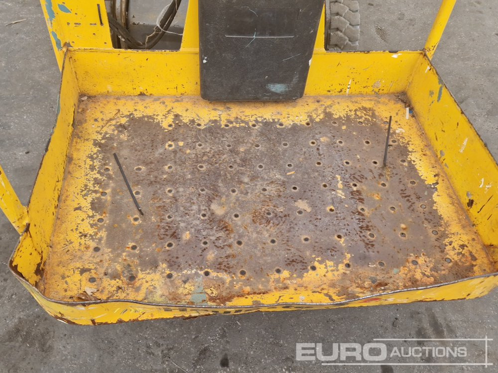 Pacēlājs 2015 Haulotte Electric Vertical Mast Lift: foto 12