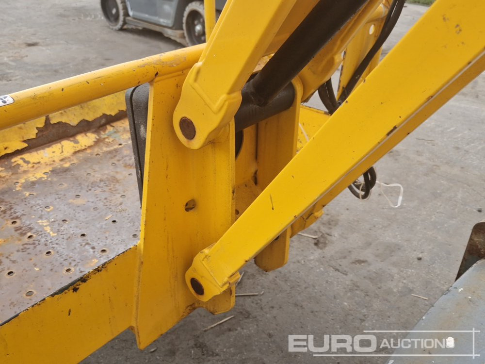 Pacēlājs 2015 Haulotte Electric Vertical Mast Lift: foto 14