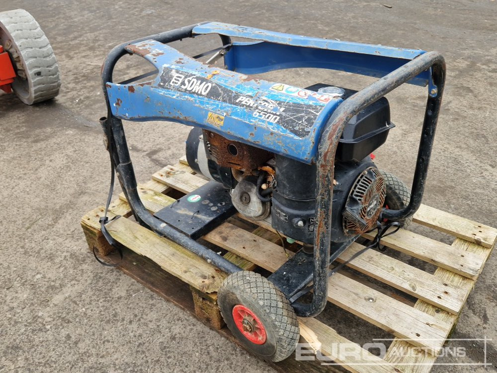2015 SDMO PERFORM 6500 - Elektroģenerators: foto 2 2015 SDMO PERFORM 6500 - Elektroģenerators: foto 2