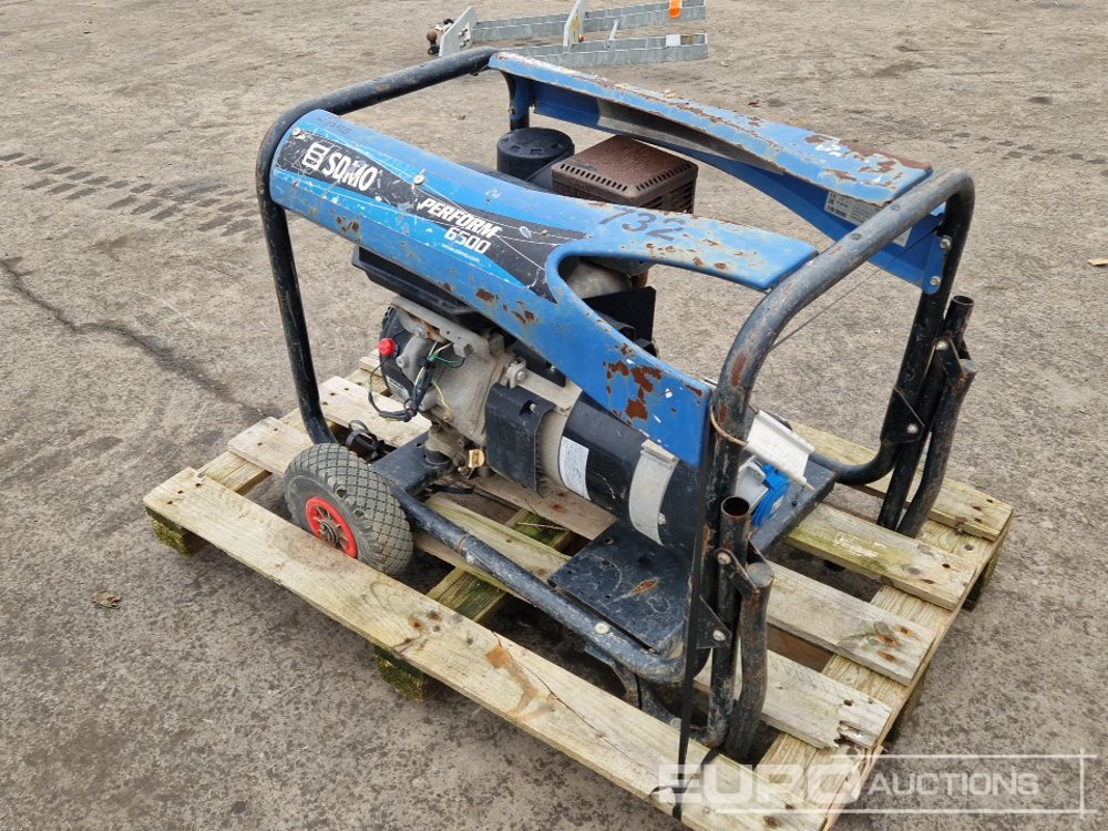 2015 SDMO PERFORM 6500 - Elektroģenerators: foto 4 2015 SDMO PERFORM 6500 - Elektroģenerators: foto 4