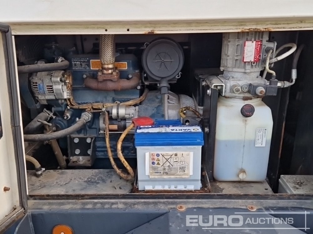 Apgaismojuma stabs 2015 Towerlight VT1: foto 12