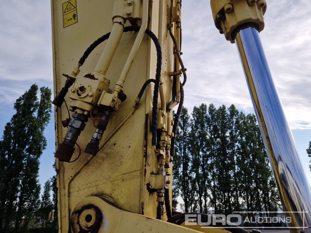 Kāpurķēžu ekskavators 2017 CAT 326F: foto 21