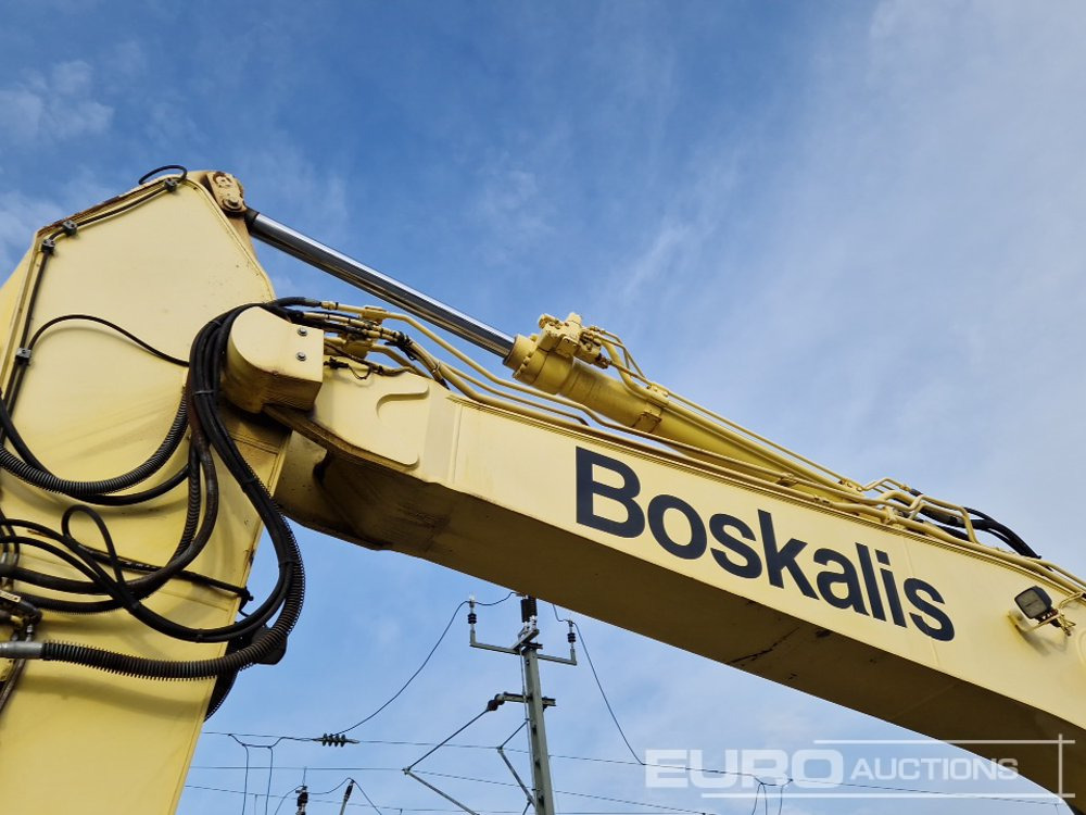 Kāpurķēžu ekskavators 2017 CAT 326F: foto 23