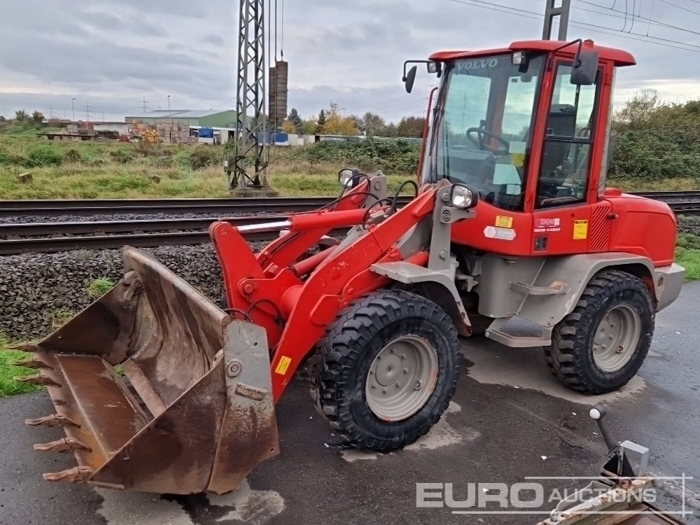 2017 Volvo L30G - Riteņu iekrāvējs: foto 1 2017 Volvo L30G - Riteņu iekrāvējs: foto 1