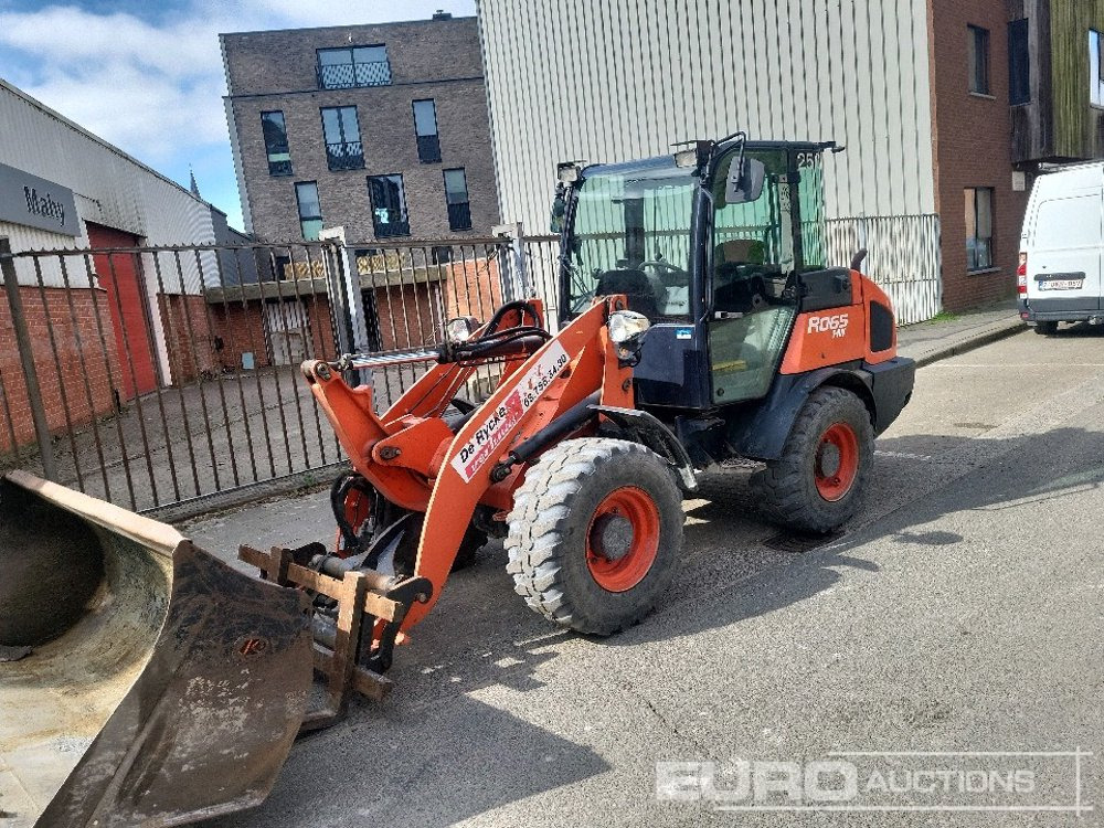 2018 Kubota R065 - Riteņu iekrāvējs: foto 1 2018 Kubota R065 - Riteņu iekrāvējs: foto 1