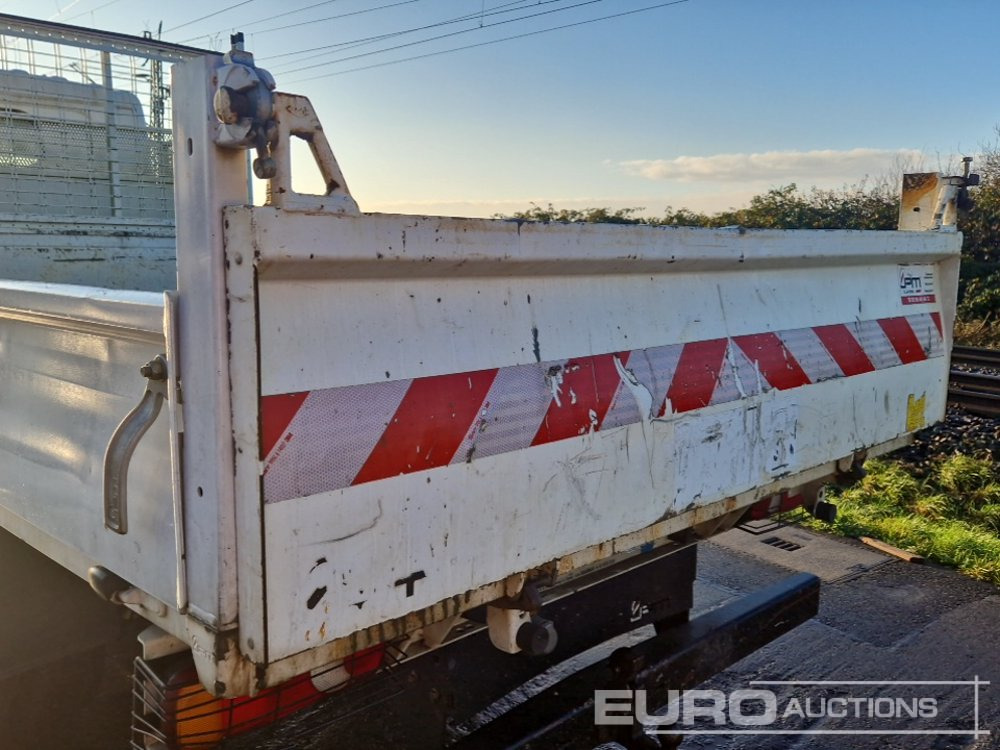 Komercauto pašizgāzējs 2018 Nissan NT400: foto 15 Komercauto pašizgāzējs 2018 Nissan NT400: foto 15