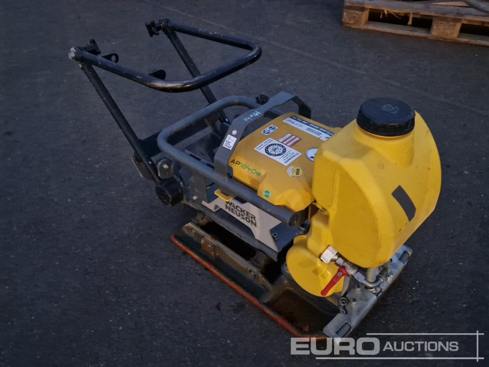 2018 Wacker Neuson AP1840WE - Asfalta ieklāšanas tehnika: foto 4 2018 Wacker Neuson AP1840WE - Asfalta ieklāšanas tehnika: foto 4