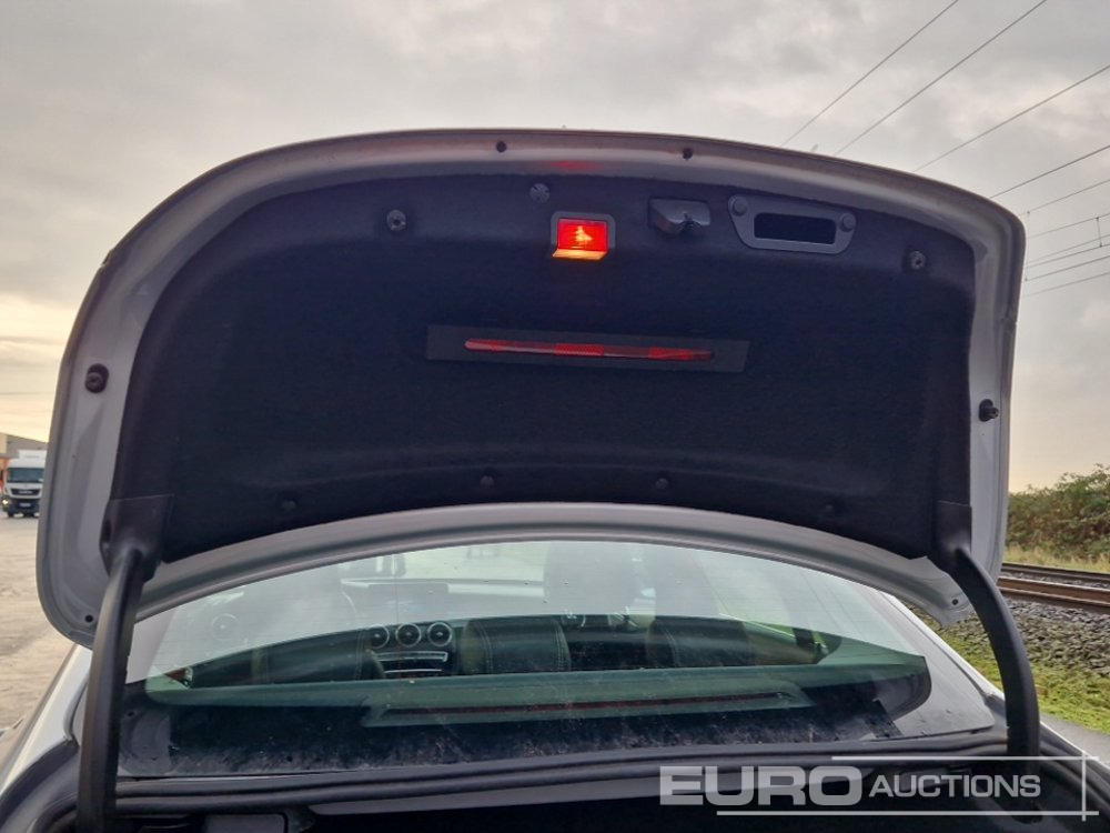 Vieglā automašīna 2019 Mercedes Benz C220D: foto 15