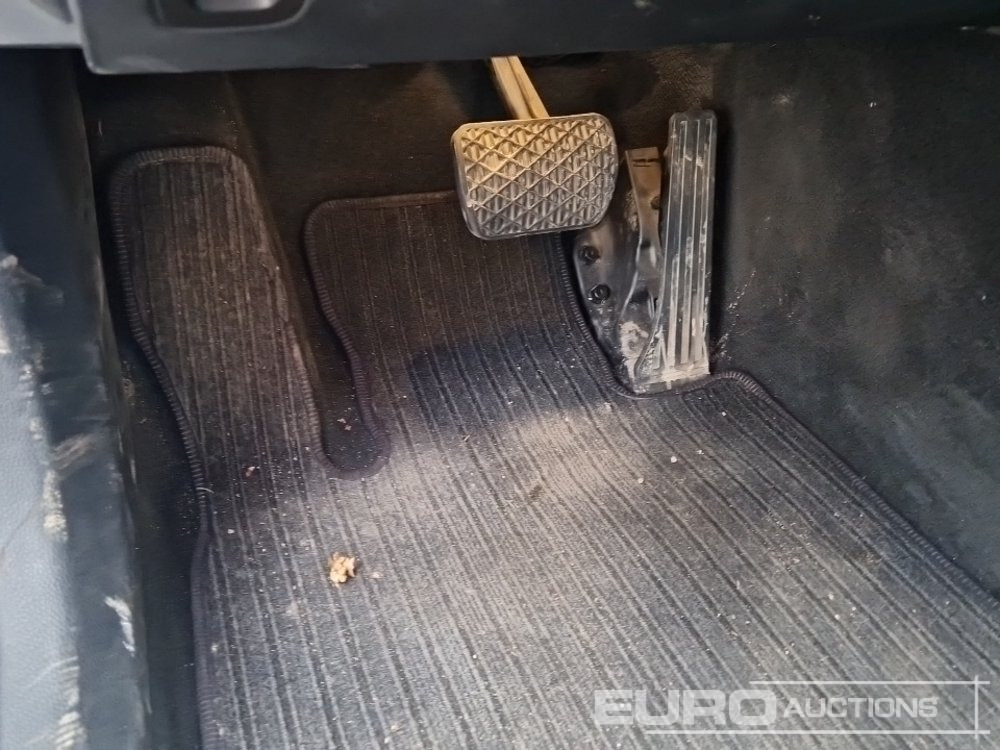 Vieglā automašīna 2019 Mercedes Benz C220D: foto 26