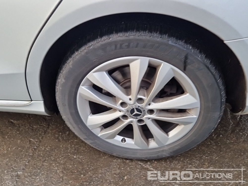 Vieglā automašīna 2019 Mercedes Benz C220D: foto 9