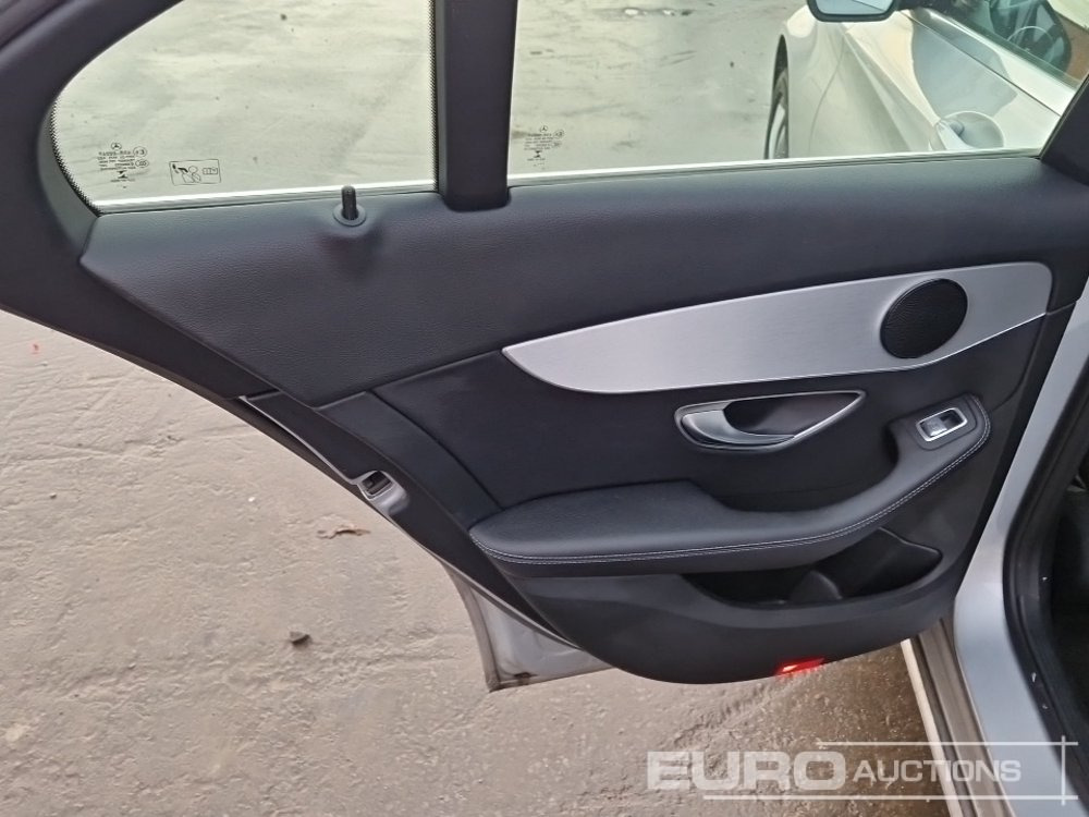 Vieglā automašīna 2019 Mercedes Benz C220D: foto 19