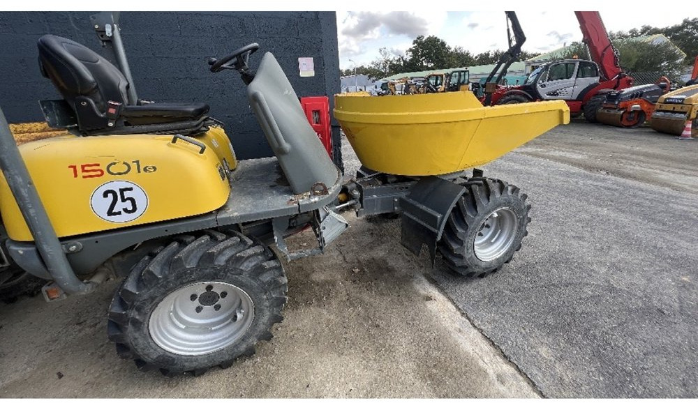 2019 Wacker Neuson 1501 - Mini pašizgāzējs: foto 1 2019 Wacker Neuson 1501 - Mini pašizgāzējs: foto 1