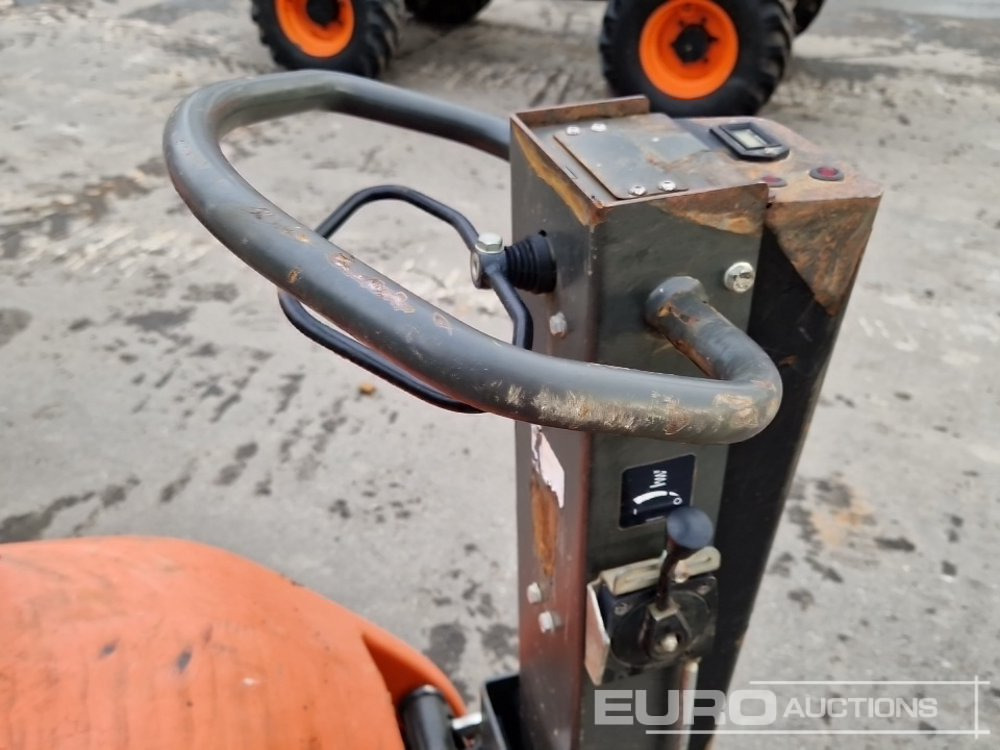 Asfalta ieklāšanas tehnika 2022 Husqvarna LG504: foto 10 Asfalta ieklāšanas tehnika 2022 Husqvarna LG504: foto 10