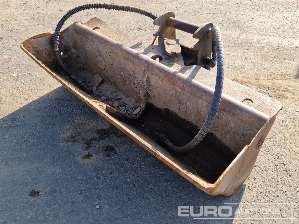 40" Tilt Ditching Bucket to suit MS01 - Kauss: foto 1 40" Tilt Ditching Bucket to suit MS01 - Kauss: foto 1