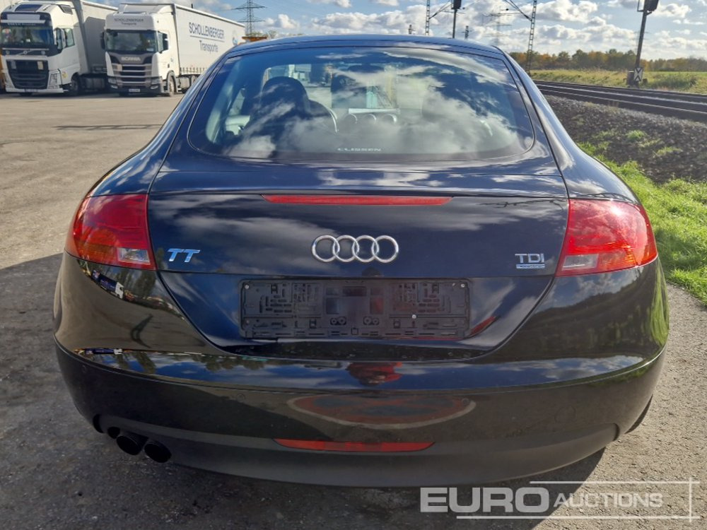 Audi TT - Vieglā automašīna: foto 4 Audi TT - Vieglā automašīna: foto 4
