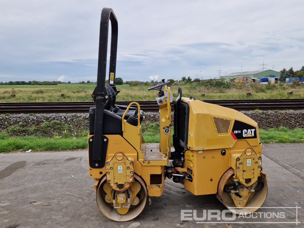 CAT CB14 - Veltnis: foto 5 CAT CB14 - Veltnis: foto 5
