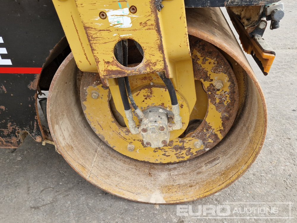 Veltnis CAT CB214C: foto 7