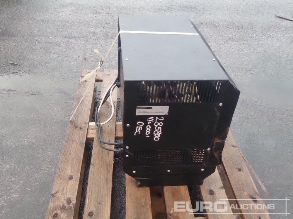 Charger to suit Electric Forklift - Celtniecības maisītājs: foto 2 Charger to suit Electric Forklift - Celtniecības maisītājs: foto 2