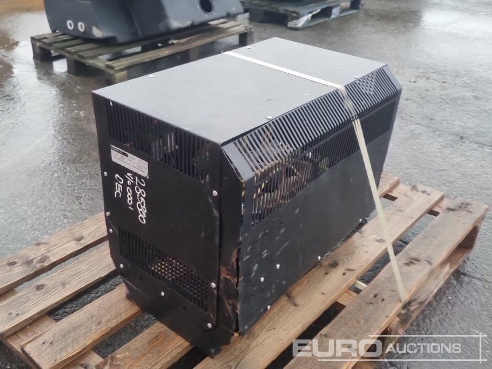 Charger to suit Electric Forklift - Celtniecības maisītājs: foto 3 Charger to suit Electric Forklift - Celtniecības maisītājs: foto 3