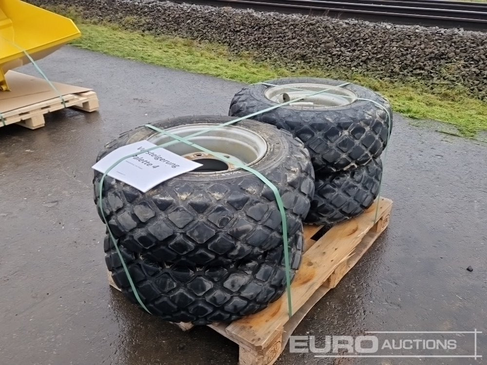 Continental 10.0/75-15 Tyres with Rims to suit Dumper (2 of) - Riepa: foto 1 Continental 10.0/75-15 Tyres with Rims to suit Dumper (2 of) - Riepa: foto 1