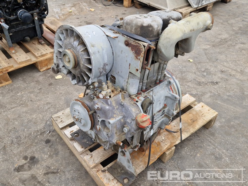 Deutz 2 Cylinder Diesel Engine - Dzinējs: foto 3 Deutz 2 Cylinder Diesel Engine - Dzinējs: foto 3