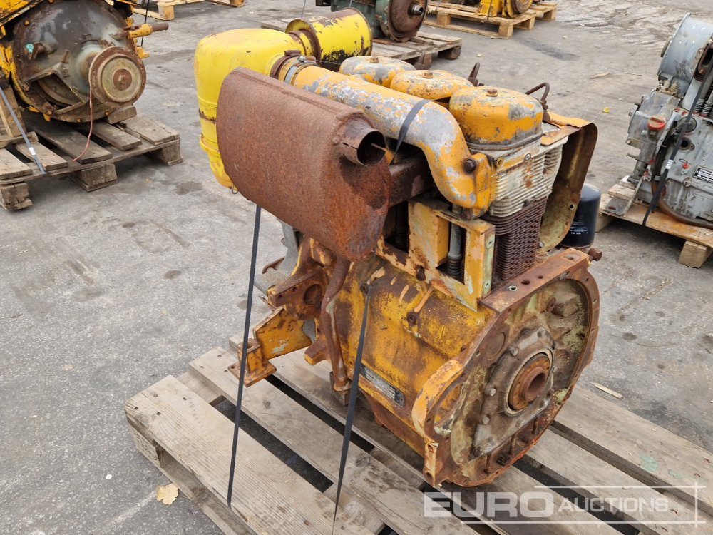 Deutz 3 Cylinder Diesel Engine - Dzinējs: foto 4 Deutz 3 Cylinder Diesel Engine - Dzinējs: foto 4