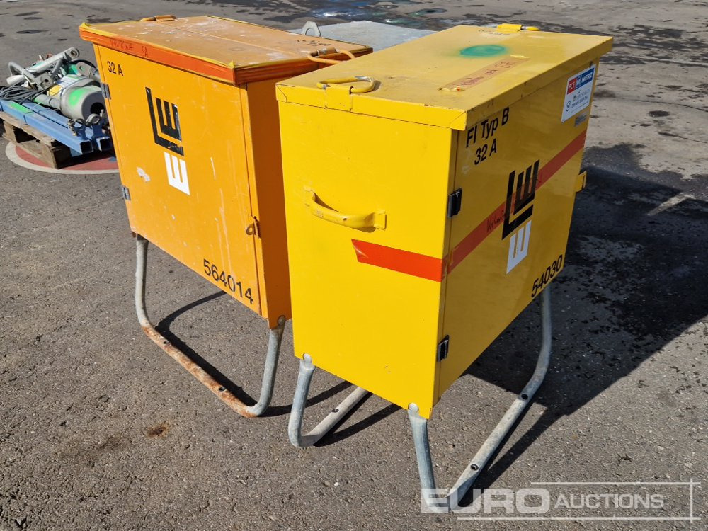 Distribution Boxes (3 of) - Celtniecības maisītājs: foto 3 Distribution Boxes (3 of) - Celtniecības maisītājs: foto 3