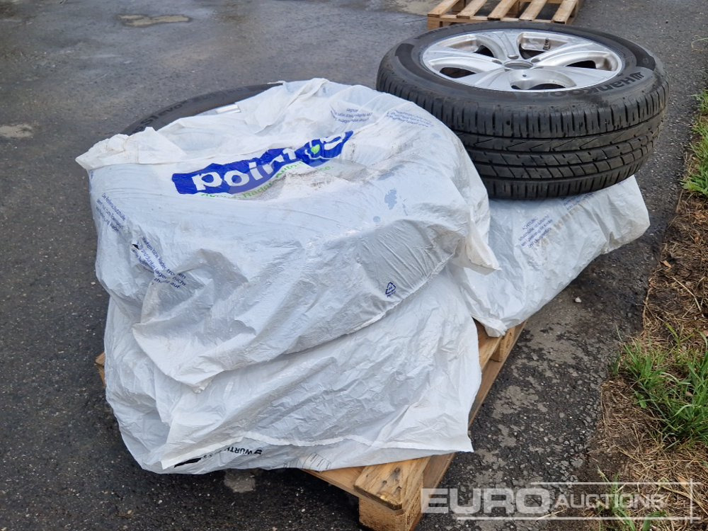 Hankook 235/60R/18 Tyres With Rims To Suit Mercedes GLC - Riepa: foto 3 Hankook 235/60R/18 Tyres With Rims To Suit Mercedes GLC - Riepa: foto 3
