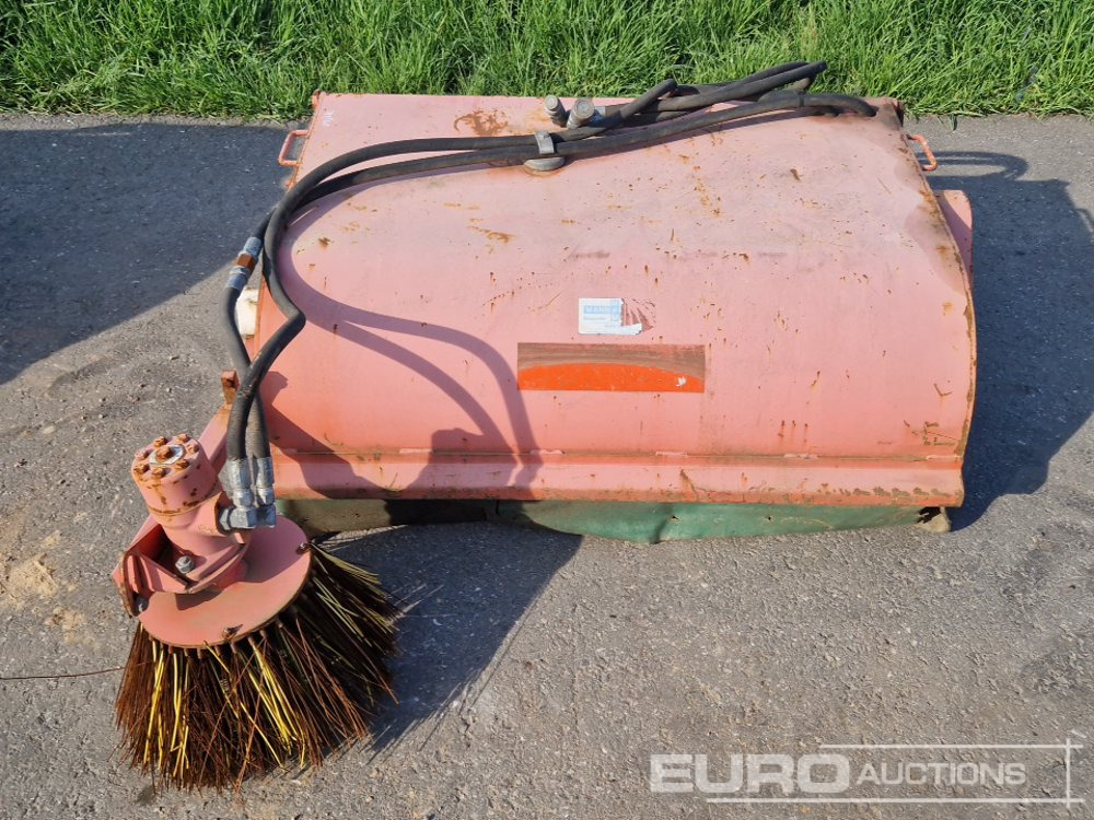 2011 Attec Sweeper to suit Skidsteer - Iekraušanas tehnika: foto 5 2011 Attec Sweeper to suit Skidsteer - Iekraušanas tehnika: foto 5
