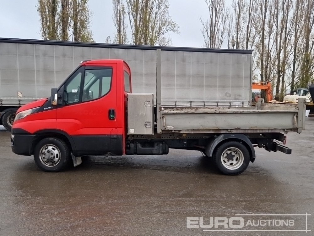 Iveco Van Pick-Up, Manual Gearbox, Dropside - Automašīna ar kravas platformu: foto 2 Iveco Van Pick-Up, Manual Gearbox, Dropside - Automašīna ar kravas platformu: foto 2