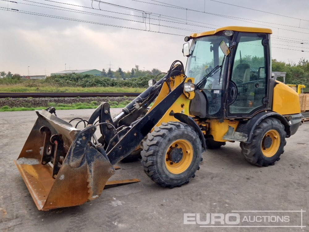 JCB 406 B - Riteņu iekrāvējs: foto 1 JCB 406 B - Riteņu iekrāvējs: foto 1