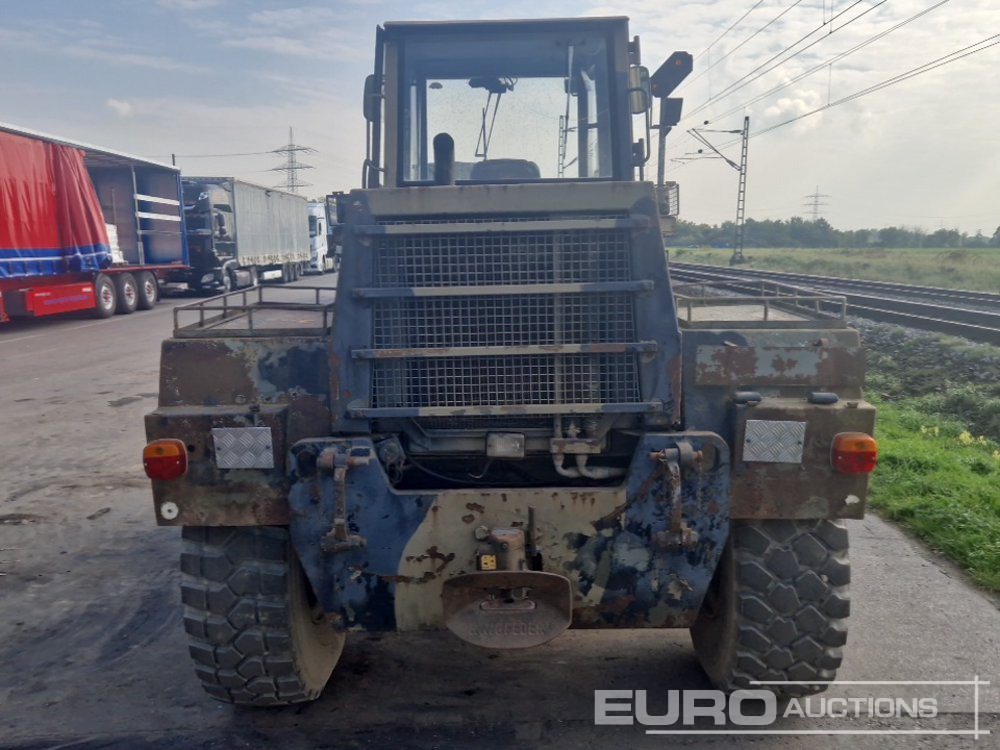 JCB 410M - Riteņu iekrāvējs: foto 4 JCB 410M - Riteņu iekrāvējs: foto 4