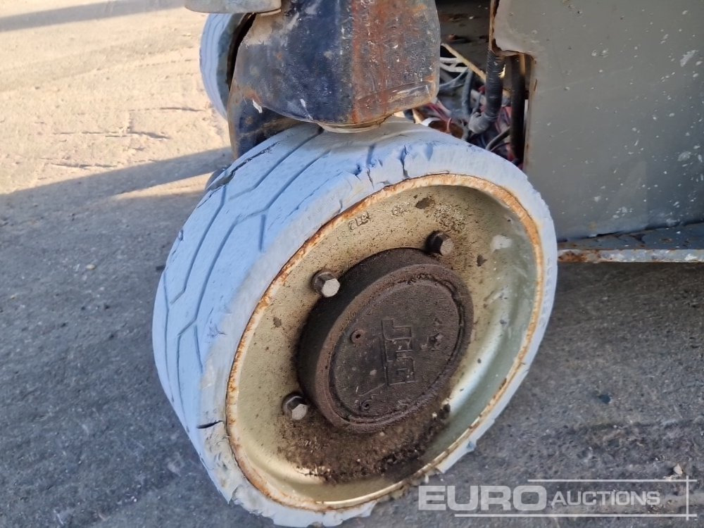 Šķērveida pacēlājs JLG 3246ES: foto 9