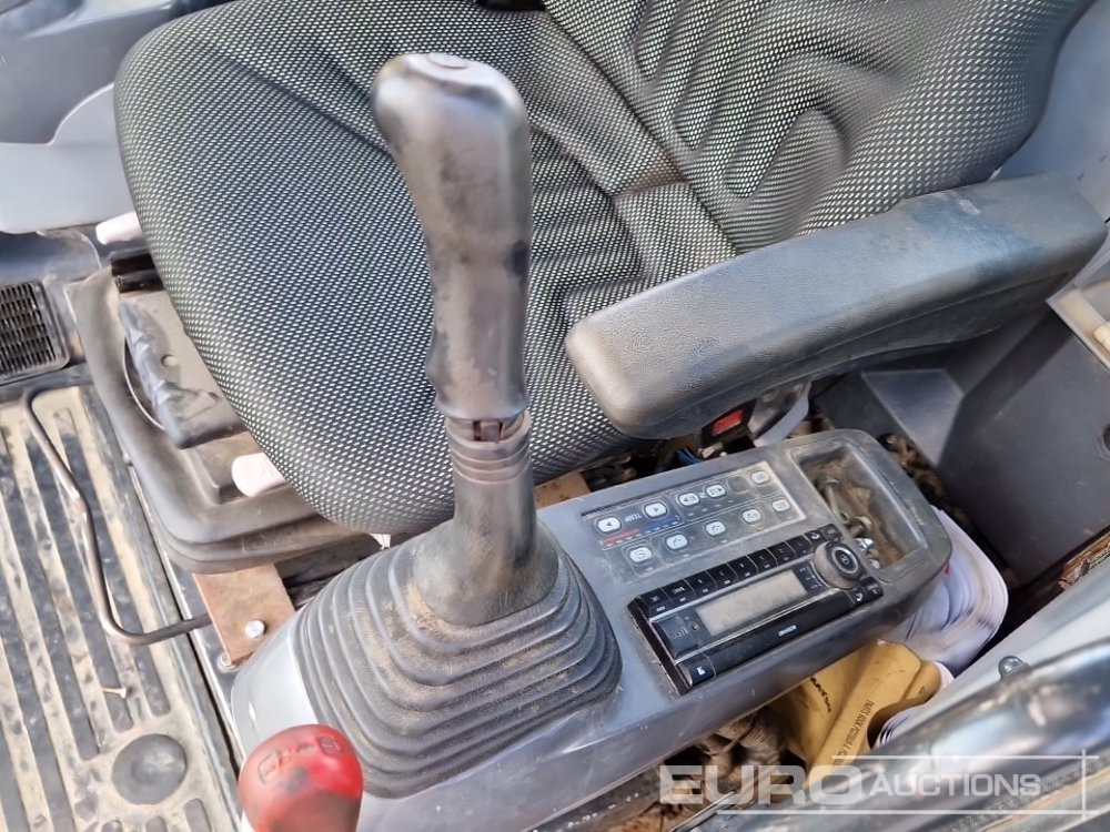 Kāpurķēžu ekskavators Komatsu PC228USLC-3N0: foto 37