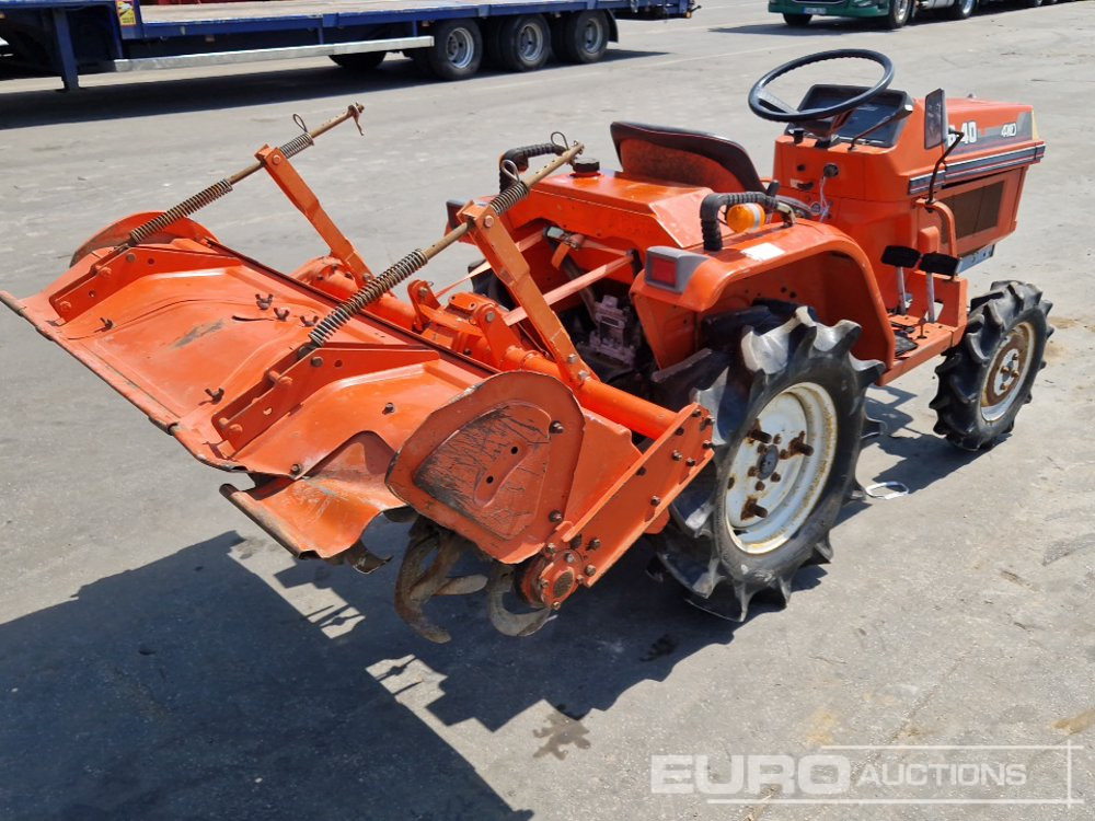 Kubota B40 - Mini traktors: foto 5 Kubota B40 - Mini traktors: foto 5