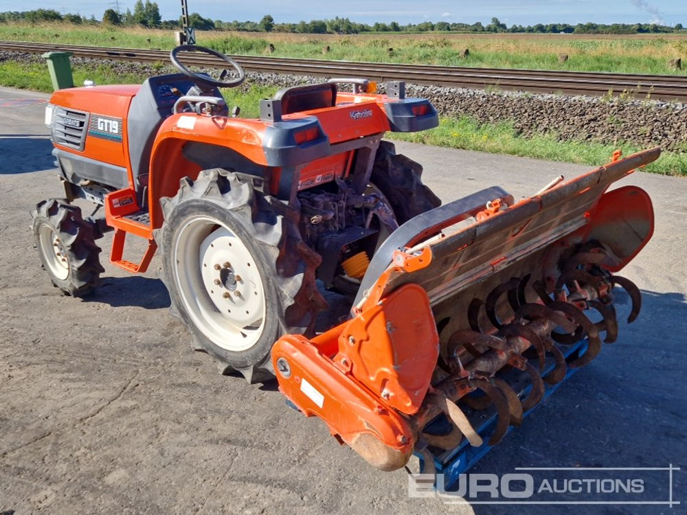 Kubota GT-19 - Mini traktors: foto 3 Kubota GT-19 - Mini traktors: foto 3