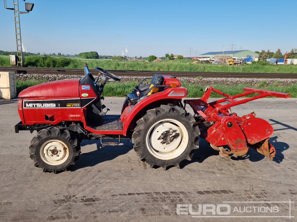 Mitsubishi MT165 - Mini traktors: foto 2 Mitsubishi MT165 - Mini traktors: foto 2