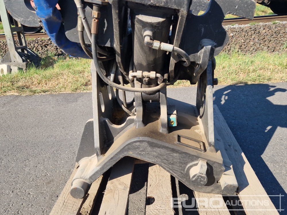 Ātrā sakabe Pladdet CW30 Hydraulic Power Tilt QH: foto 6