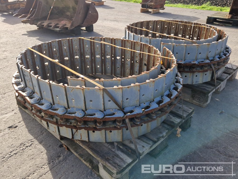 350mm Steel Tracks (2 of) - Rezerves daļa - Ekskavators: foto 3 350mm Steel Tracks (2 of) - Rezerves daļa - Ekskavators: foto 3