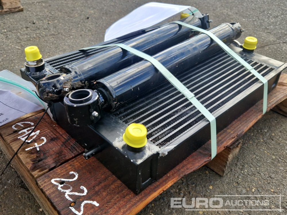 Cylinder (2 of) + Radiator to suit Thwaites MACH201 - Rezerves daļa: foto 4 Cylinder (2 of) + Radiator to suit Thwaites MACH201 - Rezerves daļa: foto 4