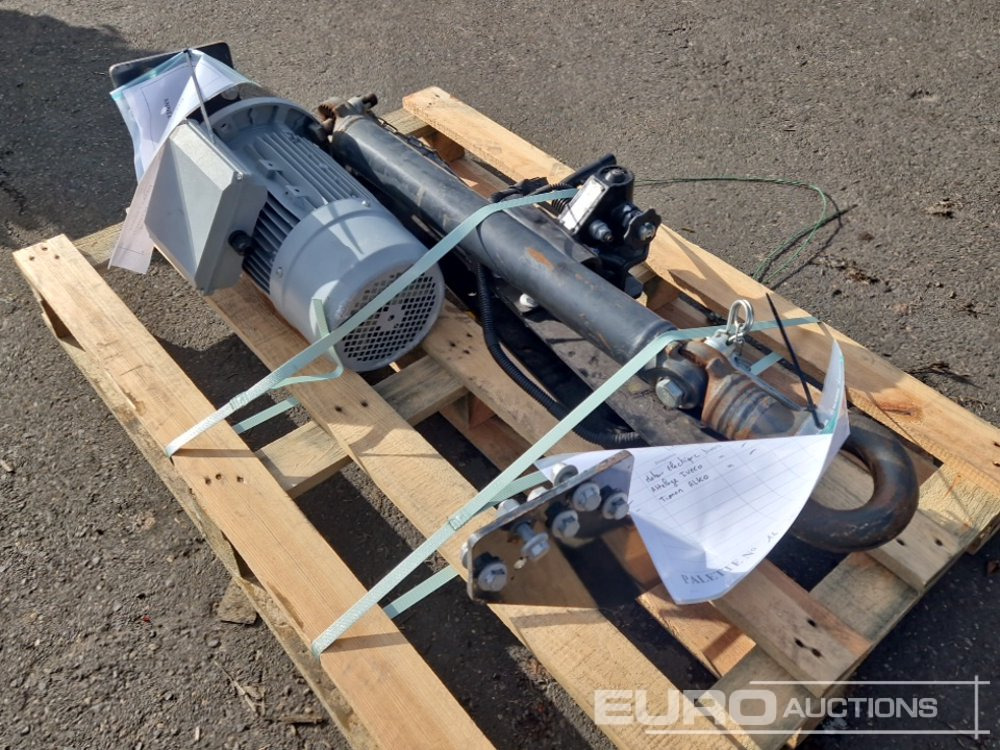 Electric Motor, Trailer Axle with Hitch + Tow Bar - Rezerves daļa: foto 3 Electric Motor, Trailer Axle with Hitch + Tow Bar - Rezerves daļa: foto 3